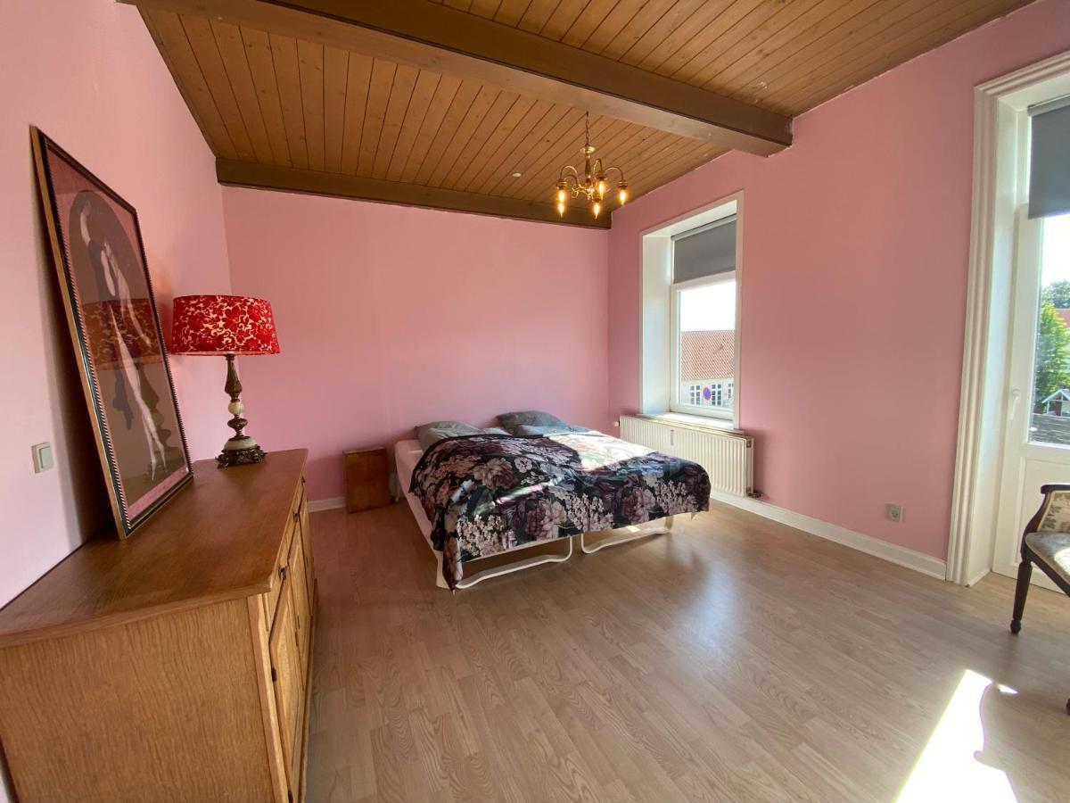 N1 Apartment In The Heart Of Hojer Luaran gambar